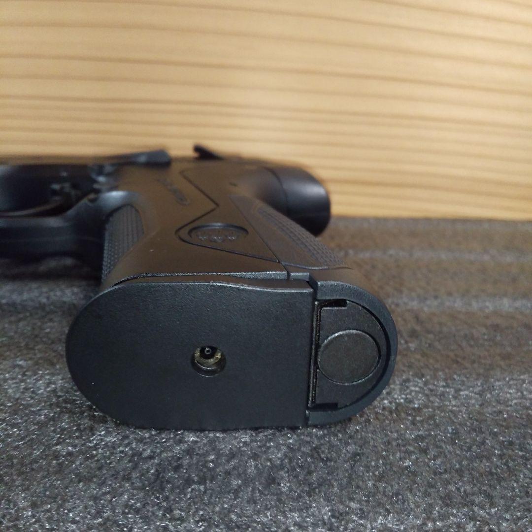 東京マルイ　PX4　ガスブローバック　本体樹脂製