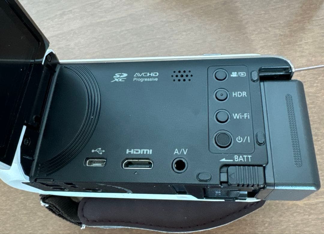 PanasonicパナソニックHC-W580Mビデオカメラ　ホワイト