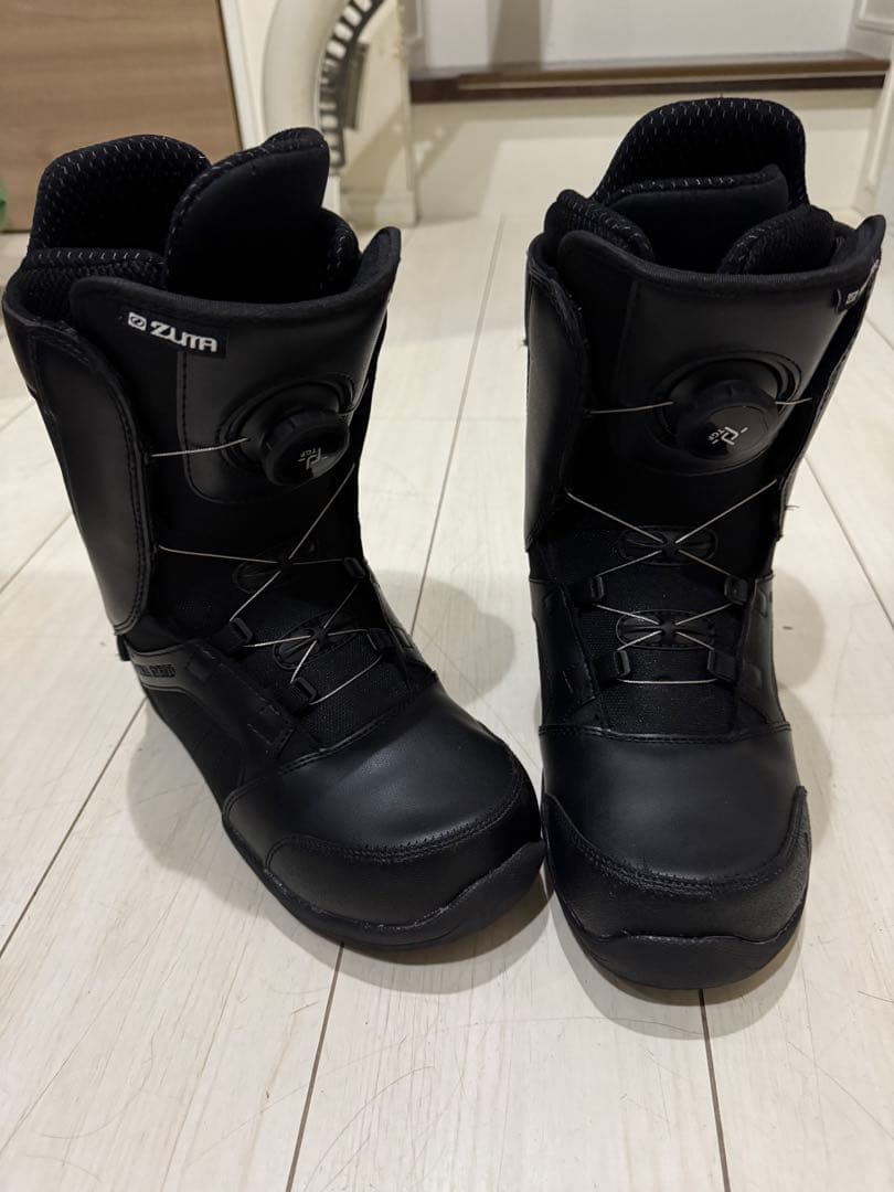 ZUMA スノーボードブーツ BOA 25センチ
