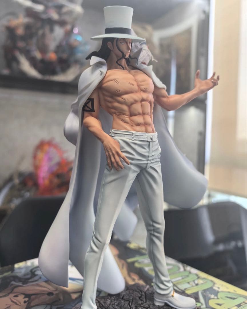 ワンピース ロブ・ルッチ ガレージキット ガレキ スタチューX①