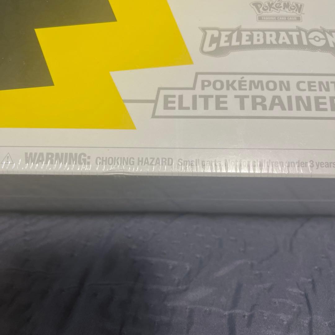 エリートトレーナーボックス 海外　ポケセン限定　ポケモン　25th