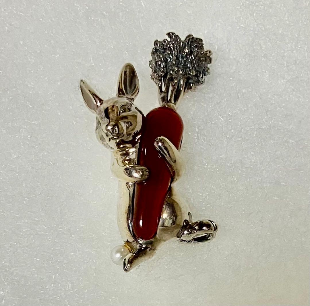 碌山 SV925 カーネリアン ニンジンうさぎペンダントブローチ【箱・保証