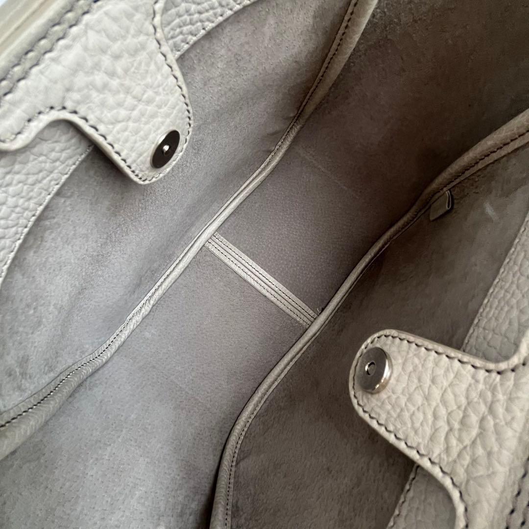 ✨未使用　現行モデル✨　HIROFU カーラ　ハンドバッグ　　H ベージュ