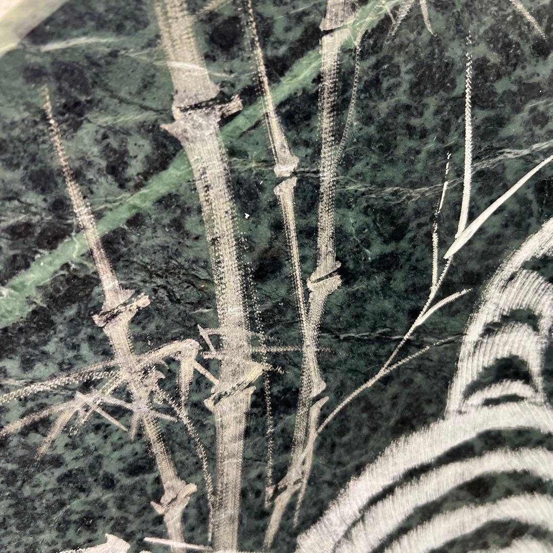 【高級美術品】大理石 影彫り 円形 石板画／白虎図 巨大サイズ 銘・台座付