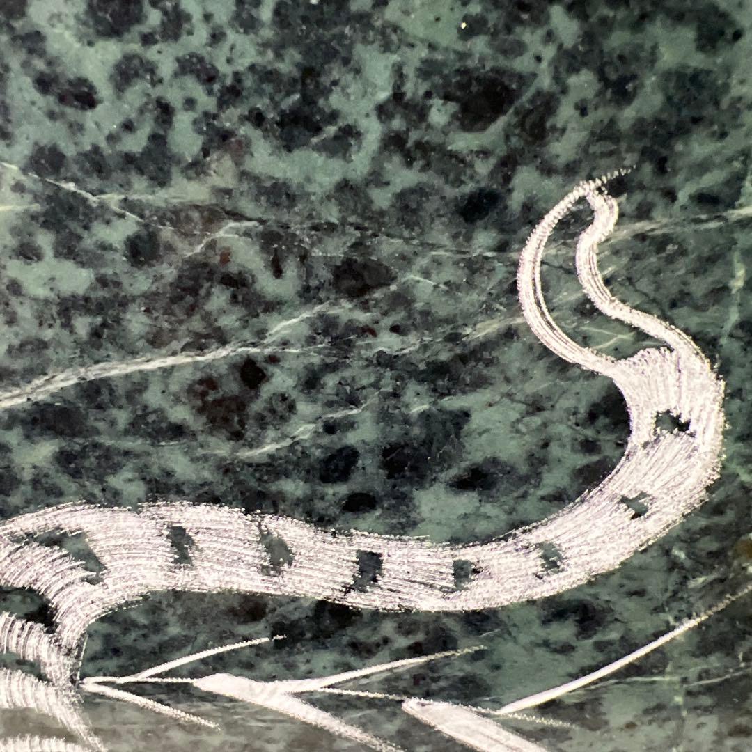 【高級美術品】大理石 影彫り 円形 石板画／白虎図 巨大サイズ 銘・台座付