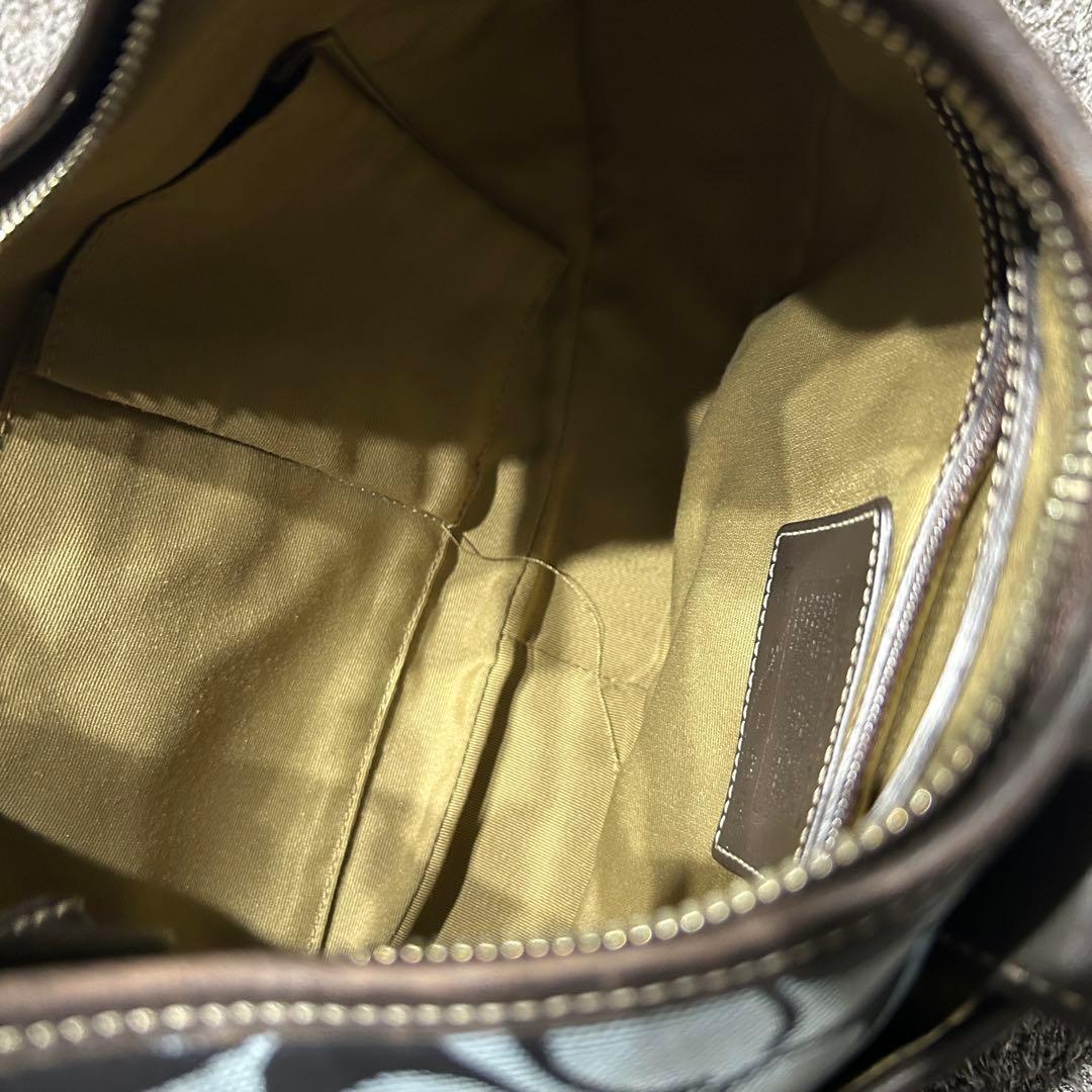 バッグ COACH harf-moon hobo leather signature