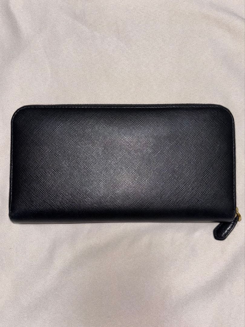 PRADA プラダ　長財布