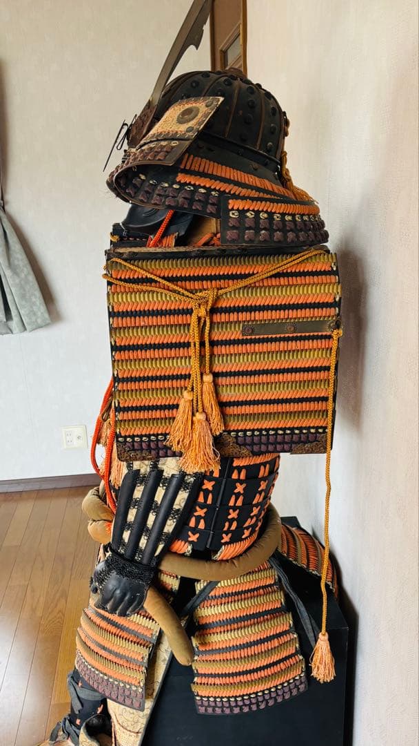 残り1点。着用可能　等身大　鎧　兜　甲冑　鎧立て付き