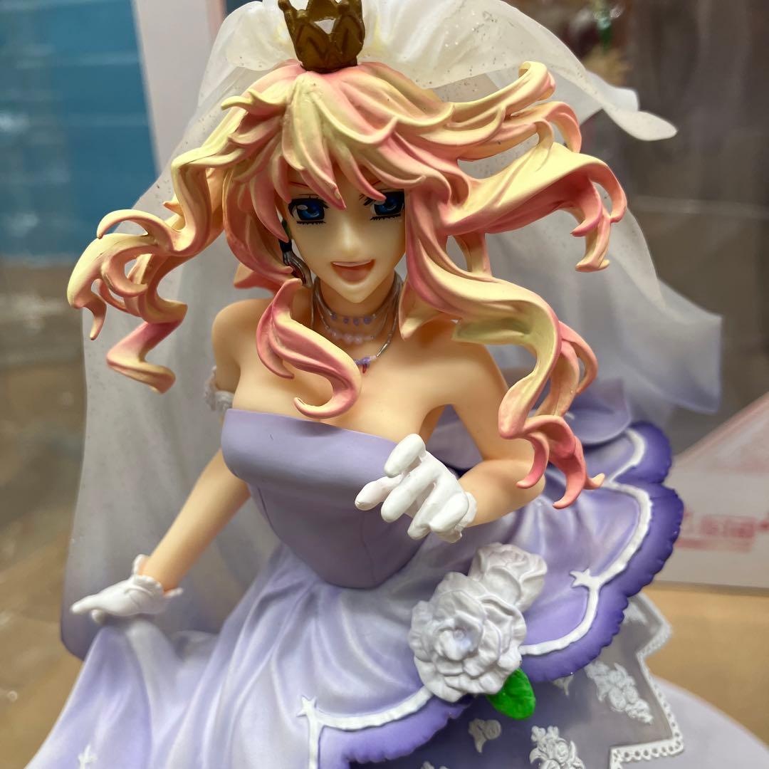 マクロス プレミアムフィギュア シェリル・ノーム　白うさぎ　ラストワン賞　4箱