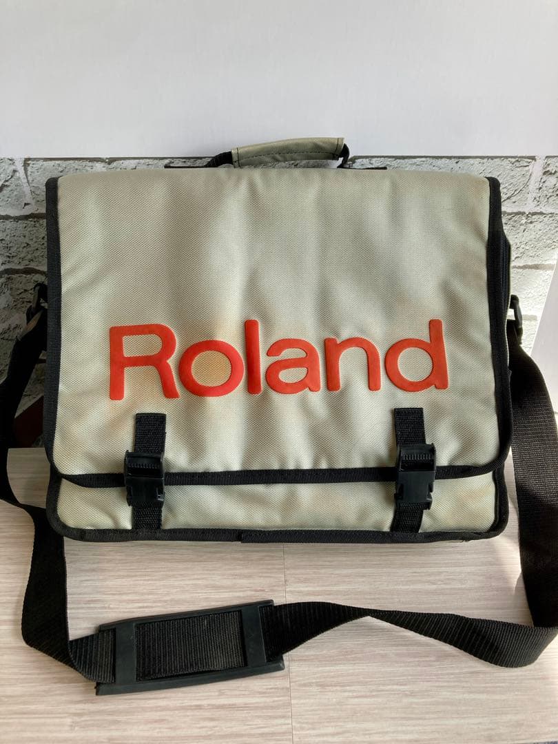◎名機◎ ROLAND MC-303 GROOVEBOX 純正キャリーバッグ付き ◎名機◎