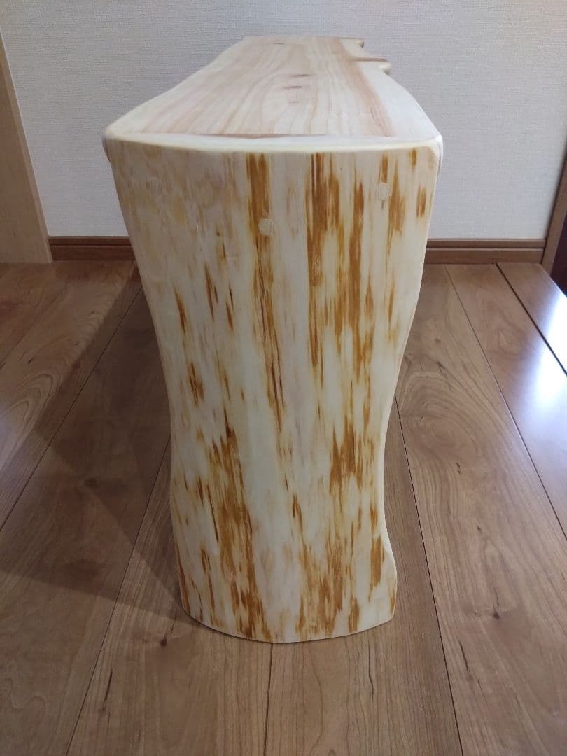 檜のベンチ52 丸太風で座りやすく、総檜造り、リビングや食卓に