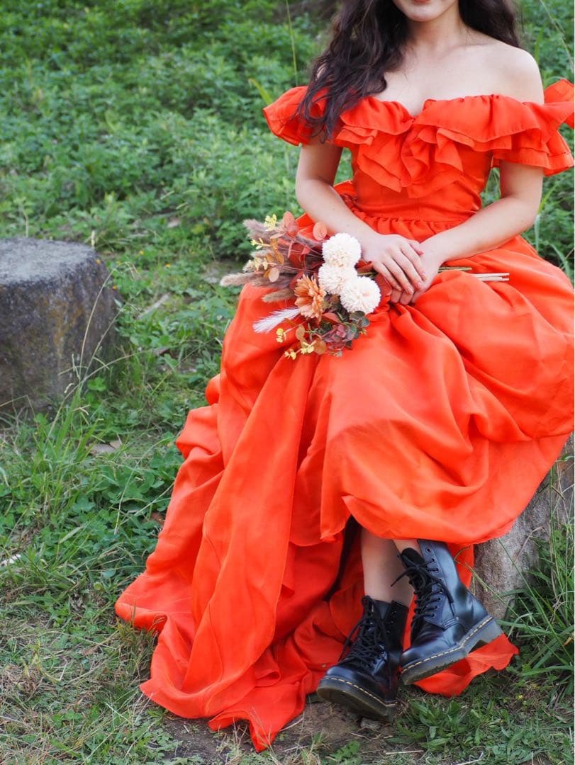オレンジ色オフショルダードレス Sサイズ