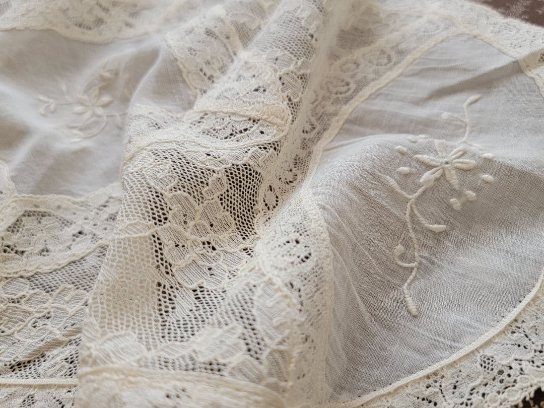 アンティークフランス ノルマンディーレース 花刺繍 アランソン