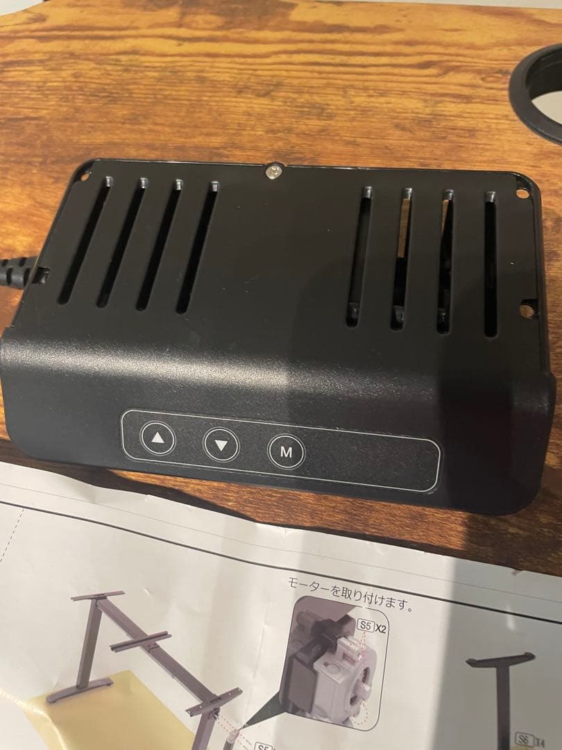 [美品] 電動式デスク 幅160cm メモリー機能付き