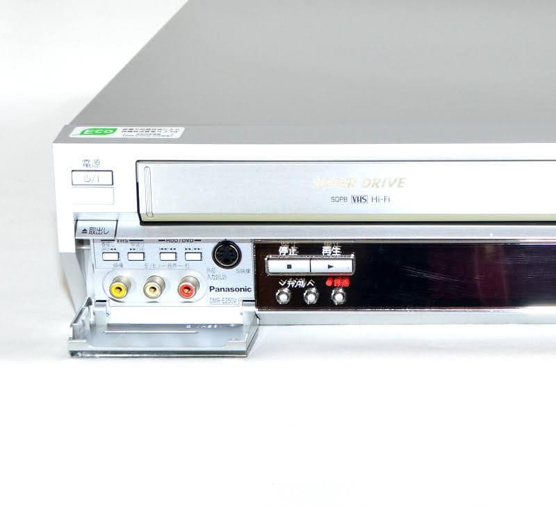 動作美品☆パナソニック DVDレコーダー VHSビデオ一体型 DMR-E250V