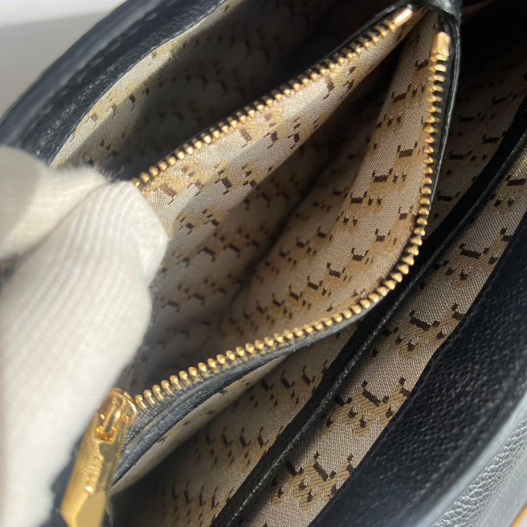 ✨未使用級✨　BALLY バリー　ハンドバッグ　レザー　ブラック　黒　近年モデル