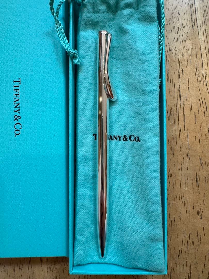 Tiffany & Co. シルバーボールペン 新品　紙袋付き