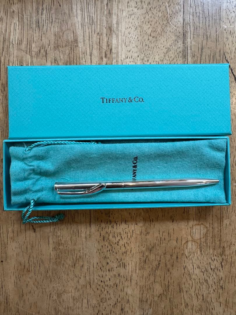 Tiffany & Co. シルバーボールペン 新品　紙袋付き