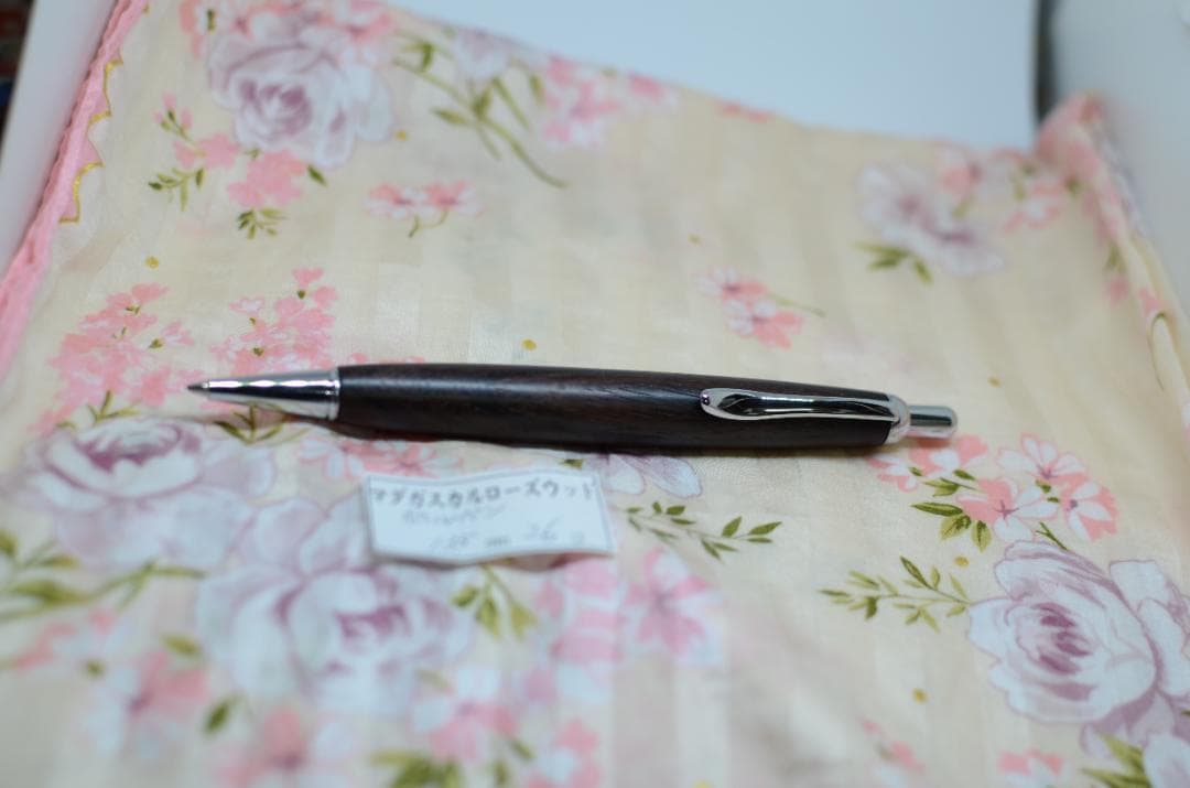 【ベル＝僕】完成いたしました。木軸　手作り　木のボールペン