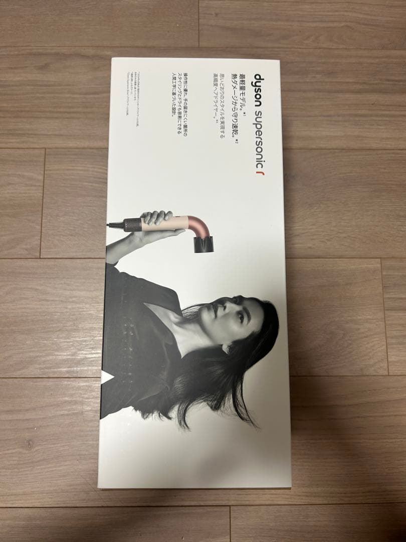 ゆ*い様 【新品未使用】ダイソン ドライヤー HD17 VLP セラミックピンク