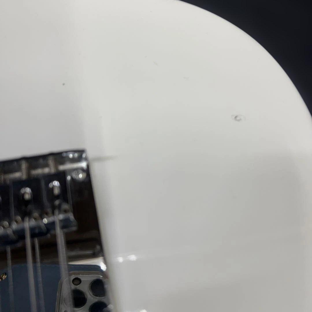 k*e様 PB141 エレキギター 白 やや傷汚れあり 動作不明 ジャンク 10