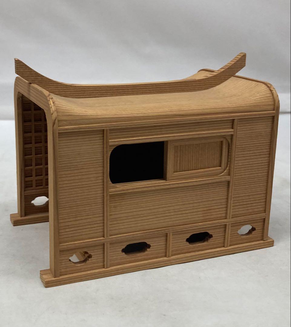 B535b 木地造 御所車置物 作者不詳 貴人乗り物 牛車 屋形車 - メルカリ