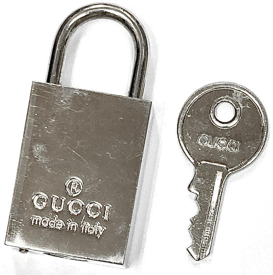 グッチ カデナ&キー 南京錠 カギ パドロック シルバー 品(12103)※