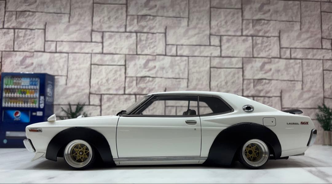 1/18 IG 日産ローレル　スターシャーク深リムカスタム　ワークス