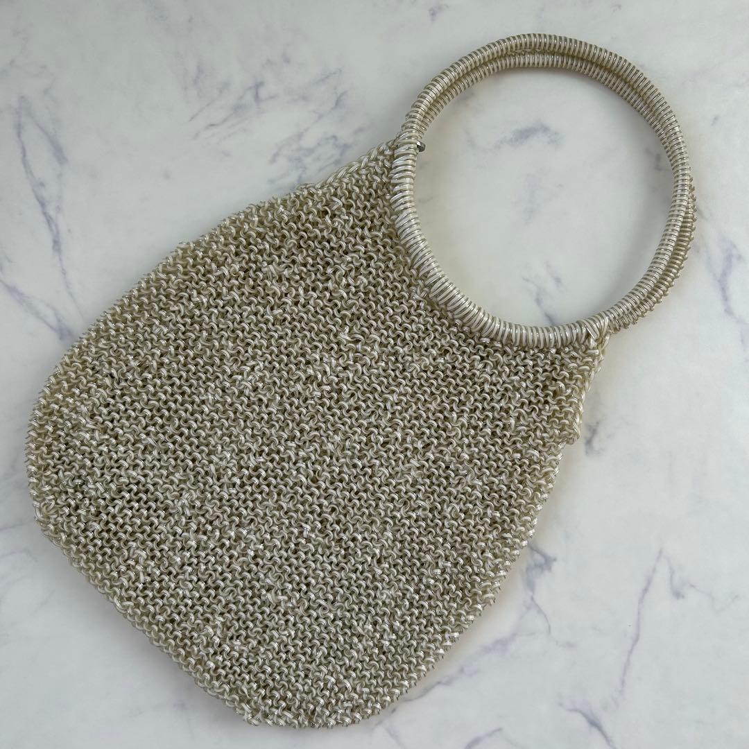 アンテプリマ ハンドバッグ オーロラ ホワイト ラウンド パーティー チェーン