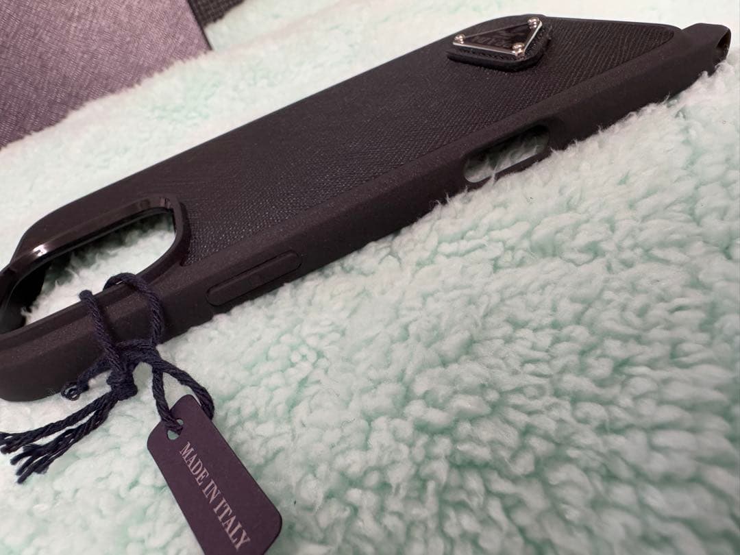 R*様 PRADA☆プラダ☆最新新品☆iphone16 proMax ☆スマ