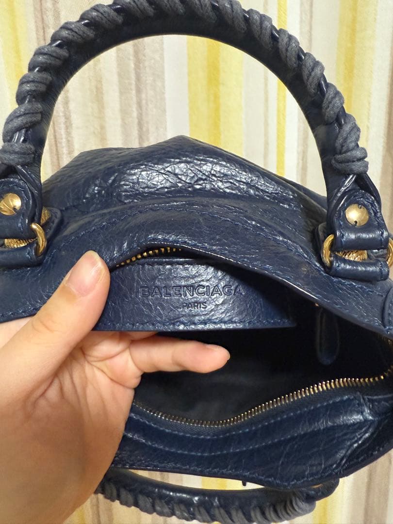 バレンシアガ　ミニショルダーバッグ