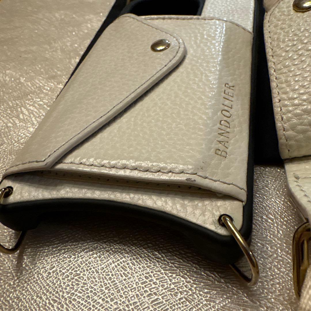 BANDOLIER レザー iPhone14pro ケース ホワイト アイボリー - メルカリ