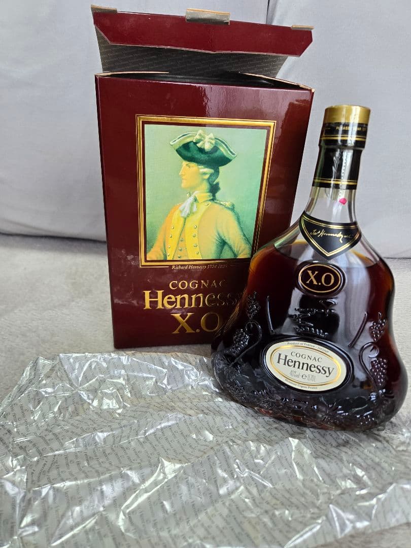 洋酒3本セット Hennessy XO，バレンタイン12年，オールドパー 未開栓