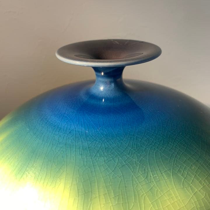 九谷焼 人間国宝 三代 徳田八十吉 (徳田正彦)「碧明釉壷」26cm 共布共