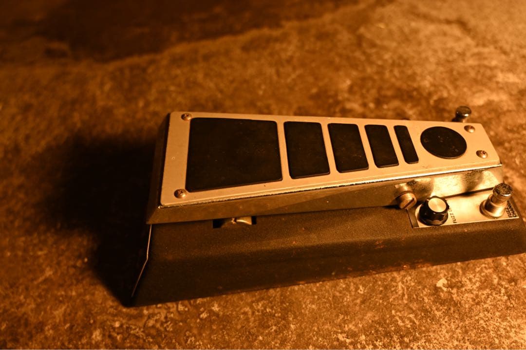 ギター Wah-Fuzz Guyatone