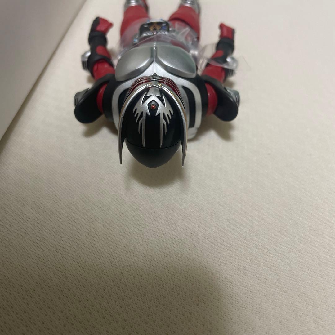 BANDAI shフィギュアーツ真骨彫製法仮面ライダー 龍騎