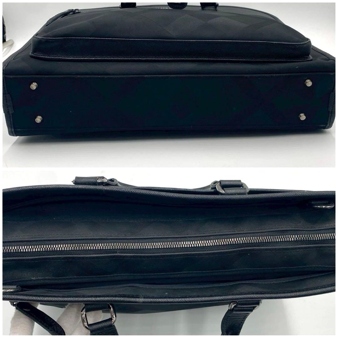 ブラックレーベルクレストブリッジ　ビジネスバッグ　ノバチェック　レザー　黒