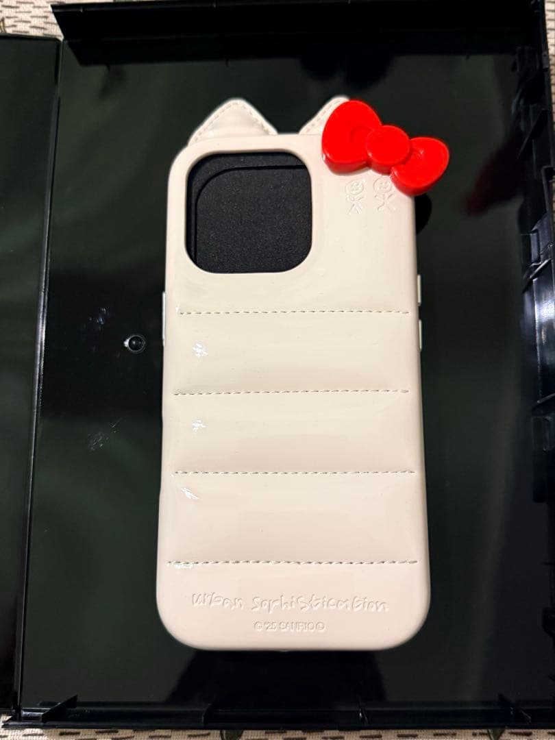 スマホアクセサリー UrbanSophisticationHelloKitty 16pro