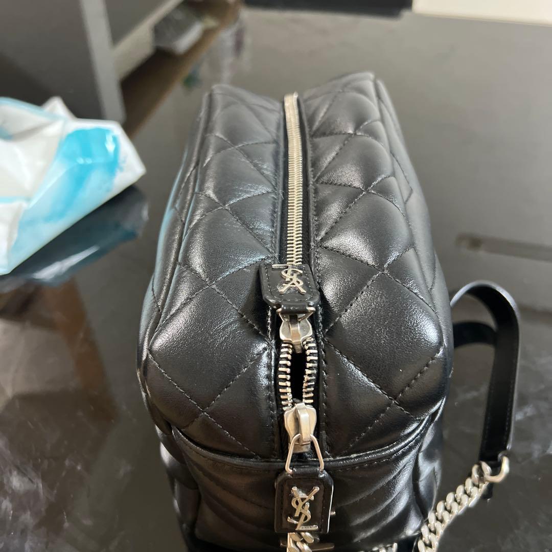 イブサンローラン　チェーンショルダーバック