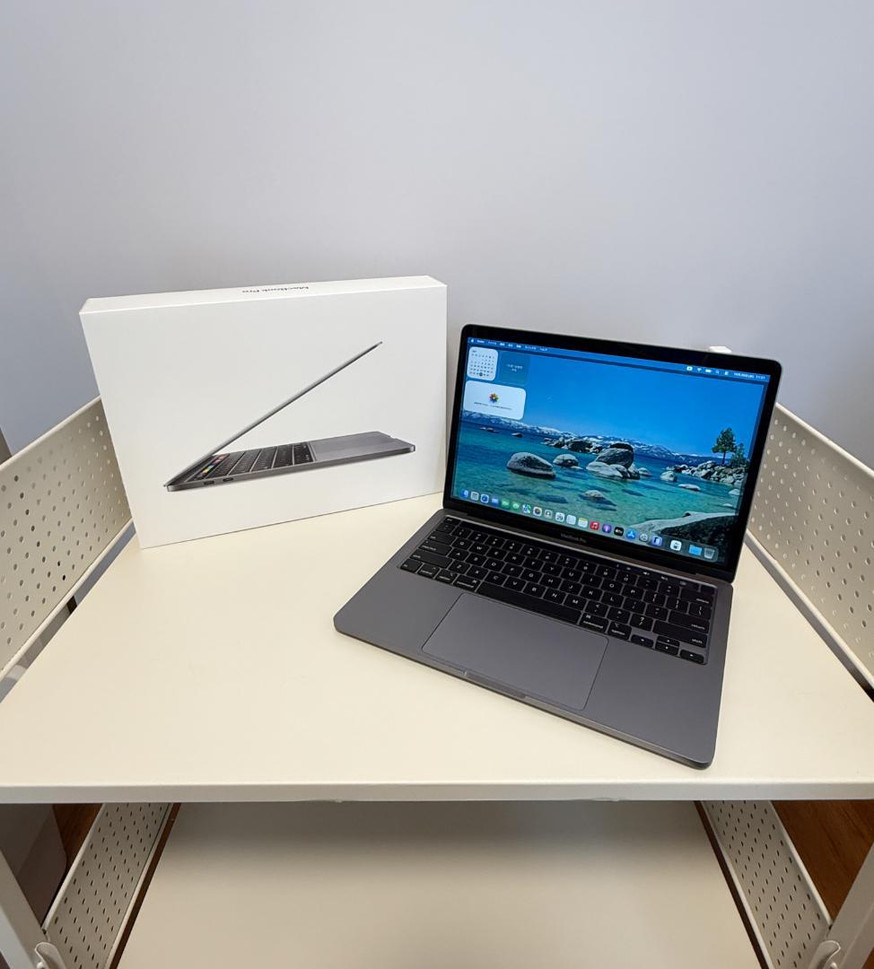 US配列 MacBook Pro13インチ 32GB/2TB Corei7 美品 MacBook Pro 13 インチ (2020) シルバー - Core i7 2.3 GHZ - SSD