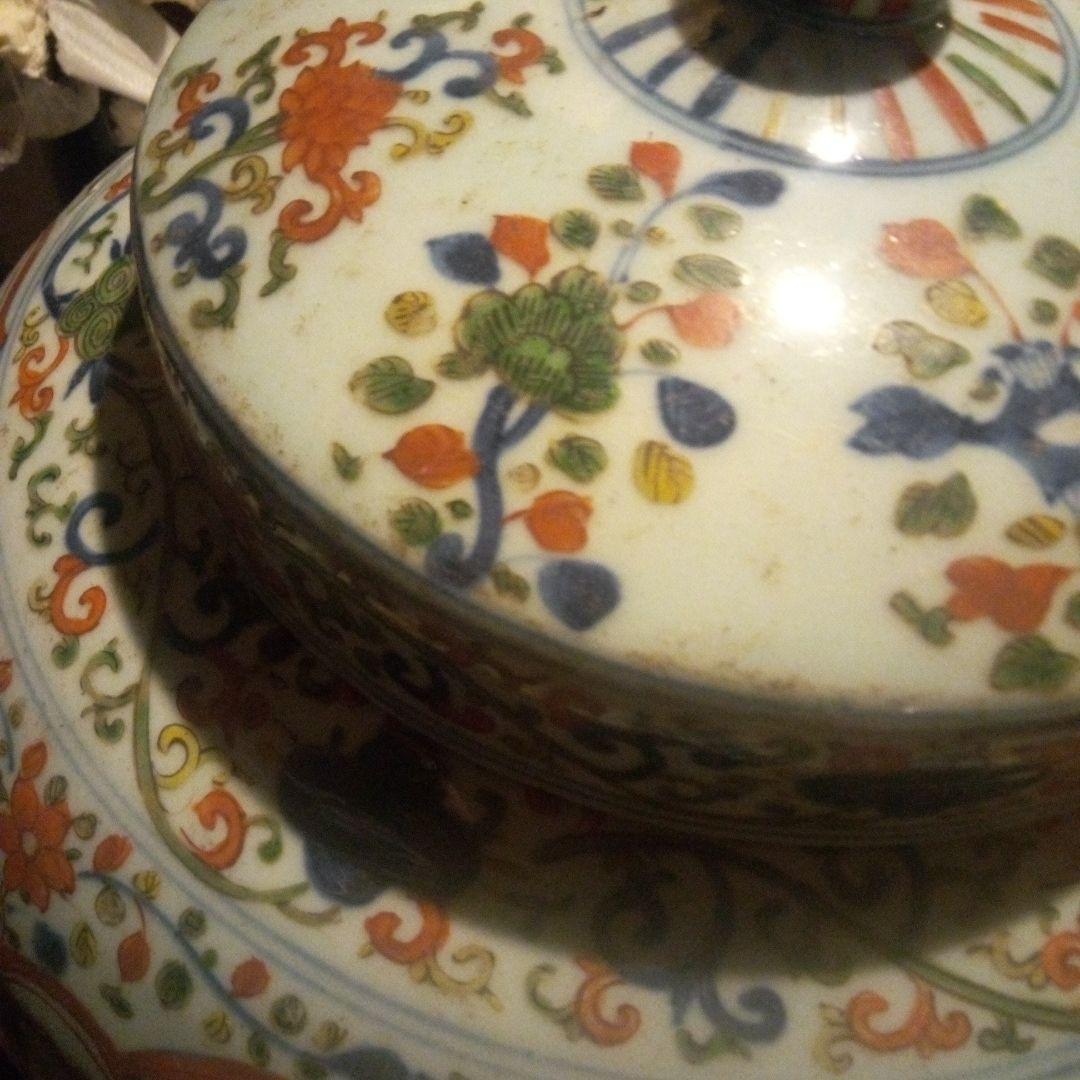 中国陶磁器 明萬歴赤絵 蓋付き大壺