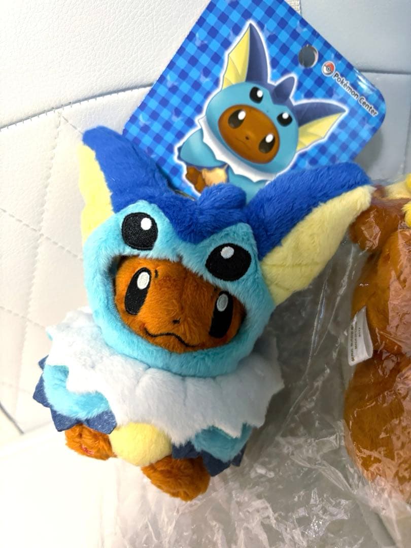 (全種&タグ付き)ポンチョを着たイーブイ ぬいぐるみマスコット