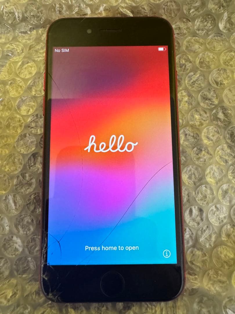 Apple iPhone SE (第2世代) 赤 画面にひびあり