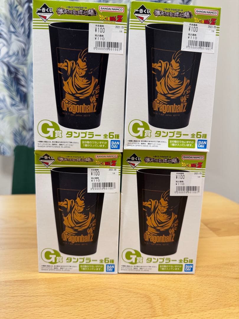グッズまとめ売り 進撃の巨人 ドラゴンボール 計86点