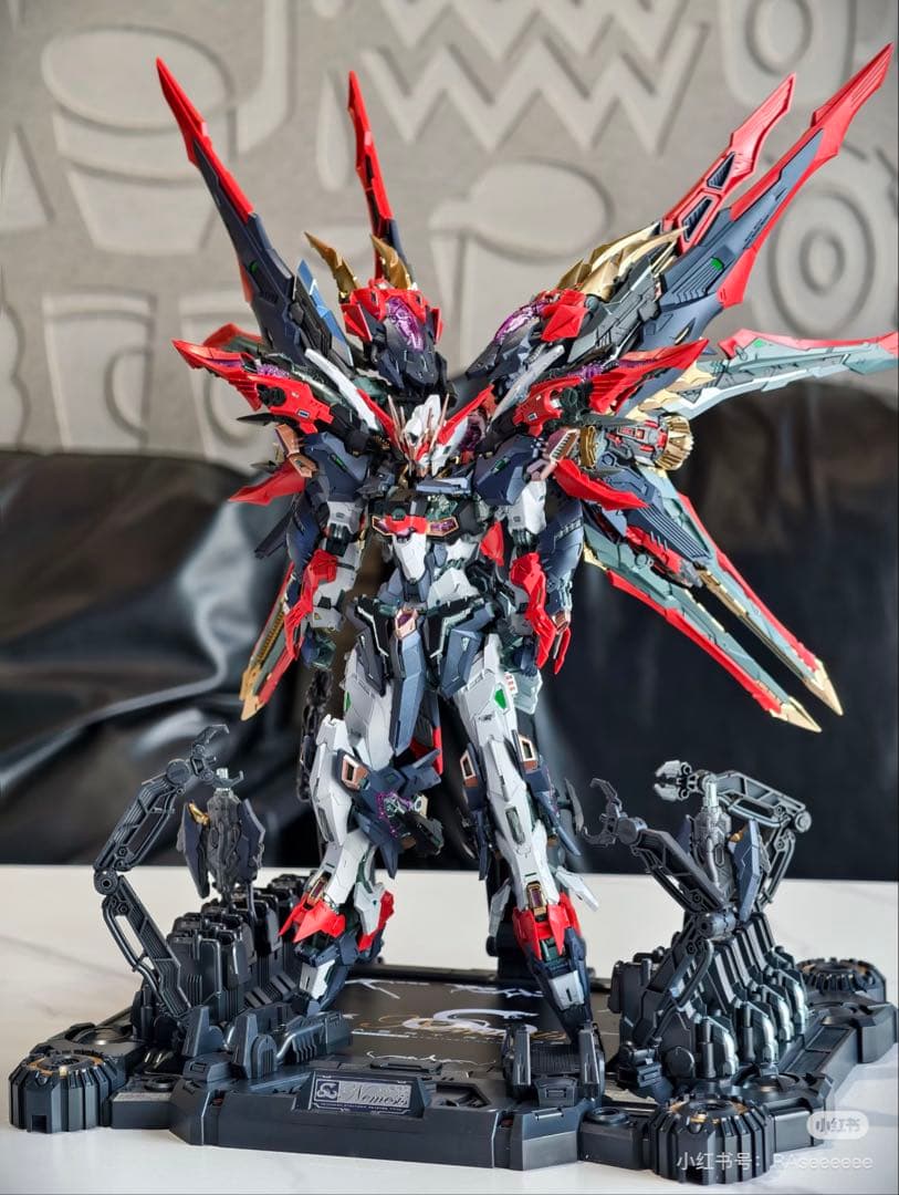 完成品無限維度 1/100プラモデル 復讐女神 ネメシス NEMESIS