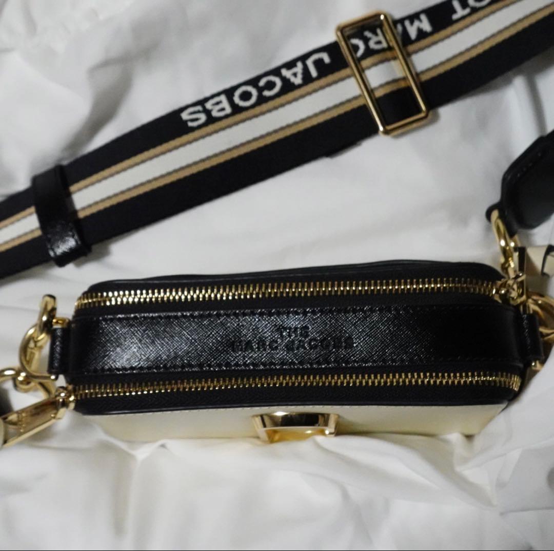 marc jacobs スナップショット WHITE MULTI