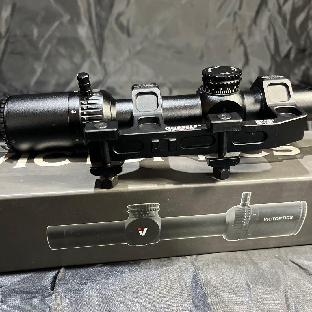VictOptics ZOD 1-4x20 スコープ　ガイズリータイプマウント