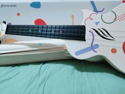 ウクレレ【新品未使用です】