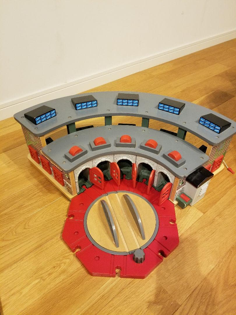 きかんしゃトーマス　木製レールシリーズ　デラックス操車場