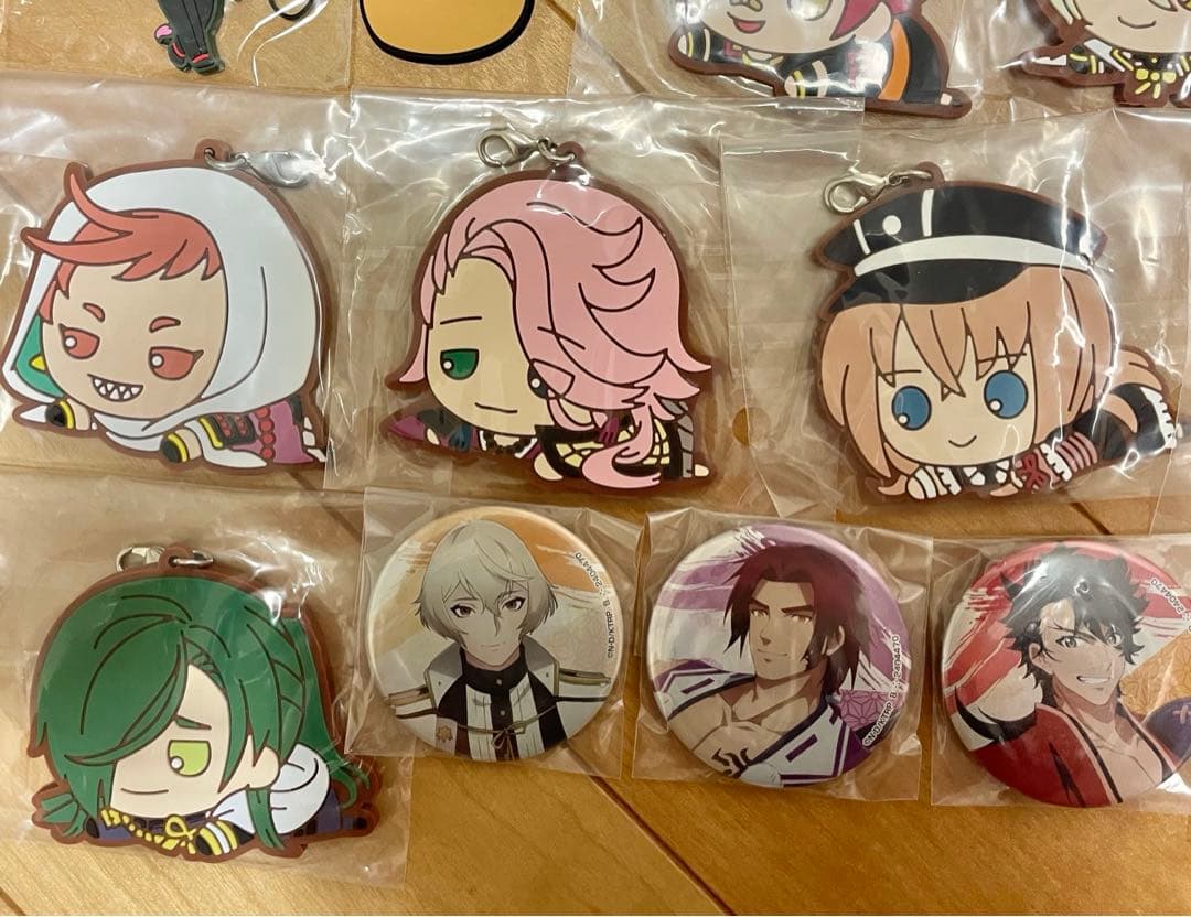 とうらぶ　刀剣乱舞　グッズ　ラバスト　缶バッジ　まとめ売り　バラ売り可